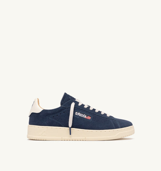 Man DALLAS LOW SNEAKERS IN BLUETTE SUEDE