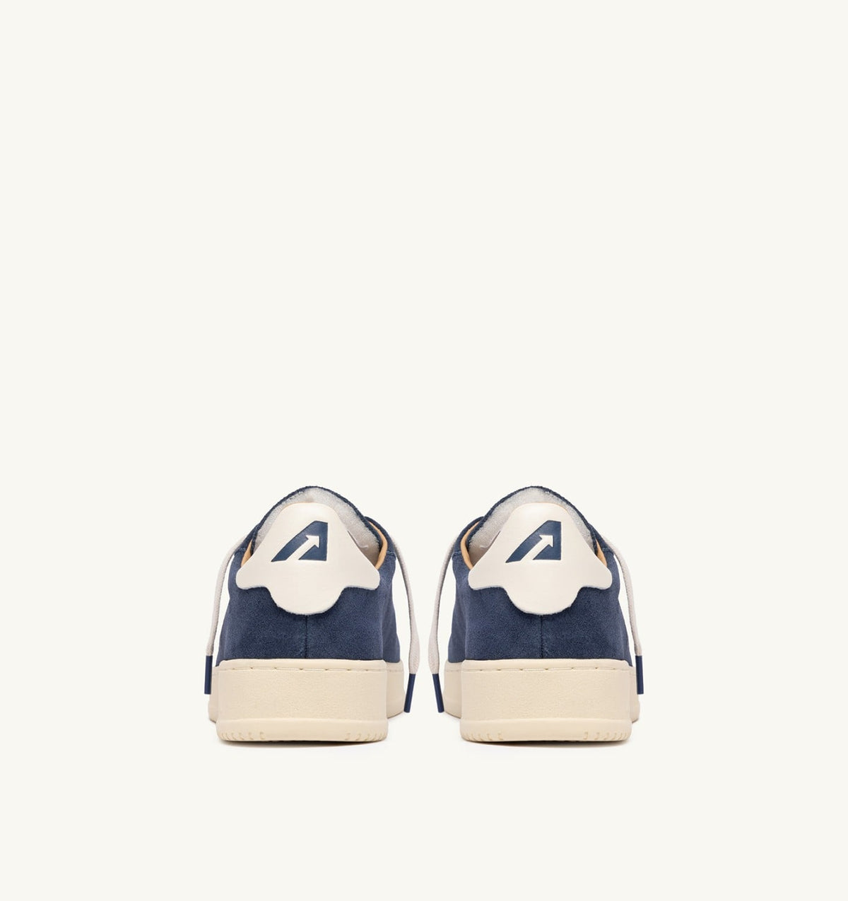Man DALLAS LOW SNEAKERS IN BLUETTE SUEDE