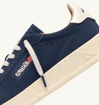 Man DALLAS LOW SNEAKERS IN BLUETTE SUEDE