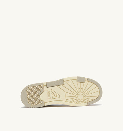 Man SNEAKERS CLC LOW IN WHITE SAND AND SPACE BLUE LEATHER AND SUEDE