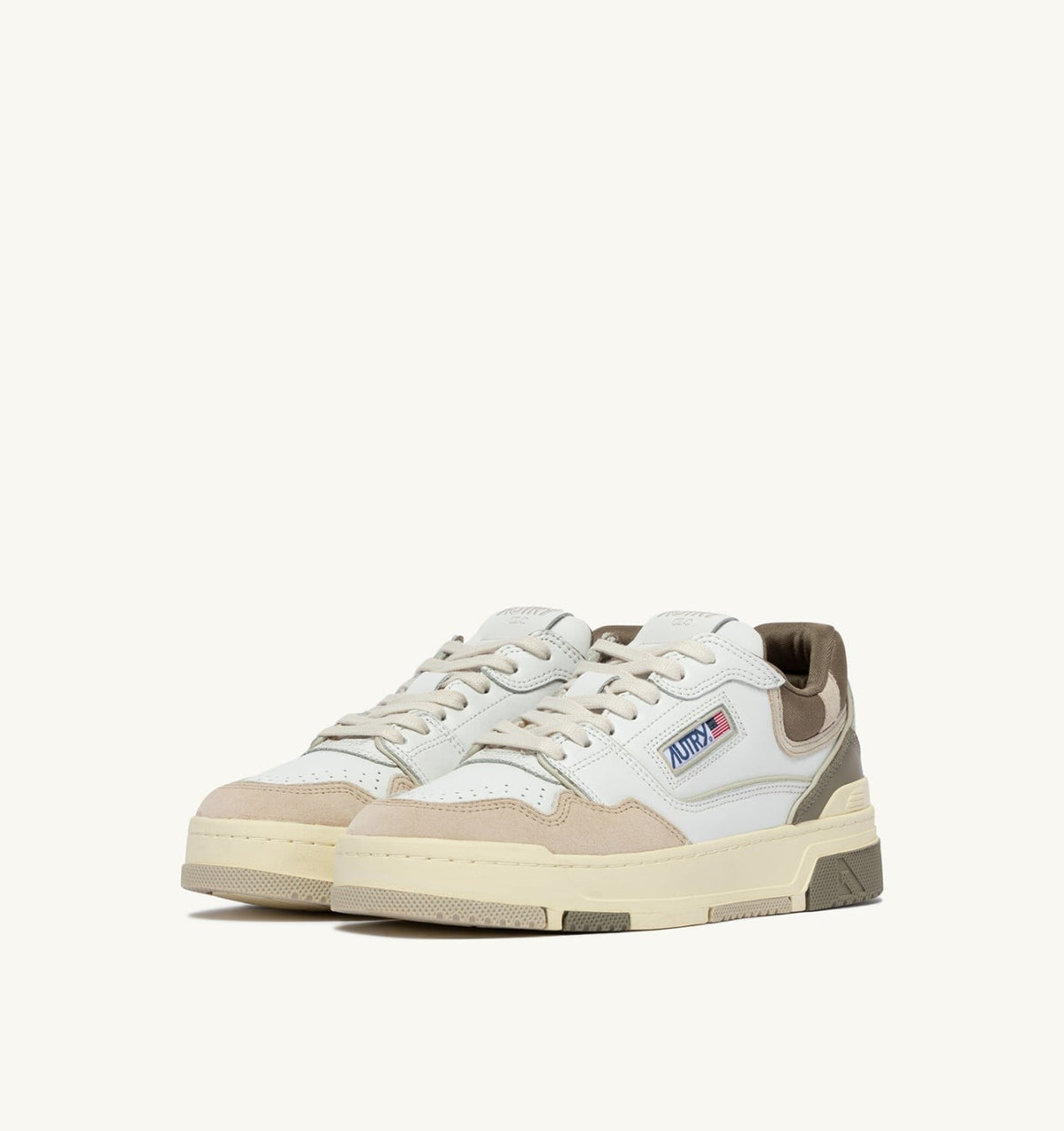 Man SNEAKERS CLC LOW IN WHITE PELICAN AND COVERT GREEN LEATHER AND SUEDE