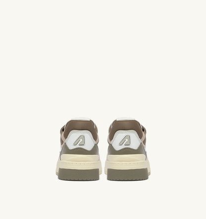 Man SNEAKERS CLC LOW IN WHITE PELICAN AND COVERT GREEN LEATHER AND SUEDE