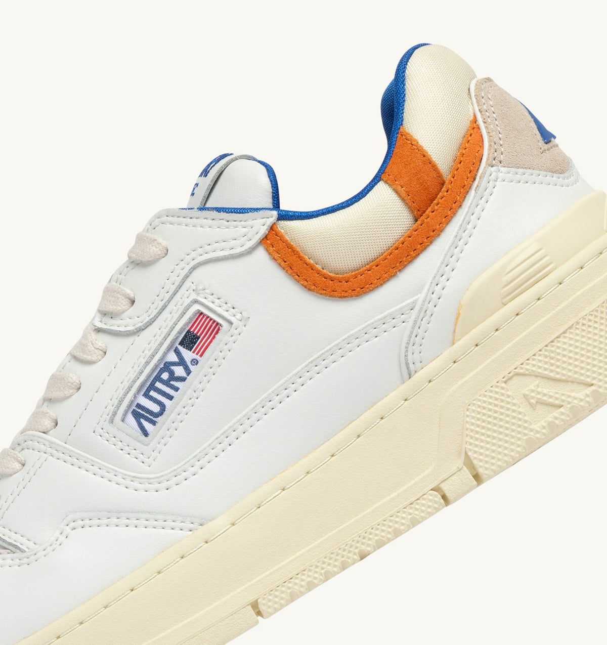 Man SNEAKERS CLC LOW IN WHITE AND FANTA LEATHER