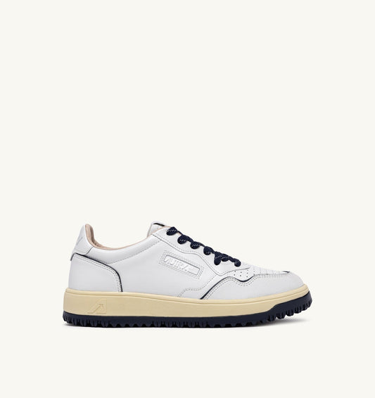 Man GOLF LOW SNEAKERS IN WHITE AND NAVY LEATHER