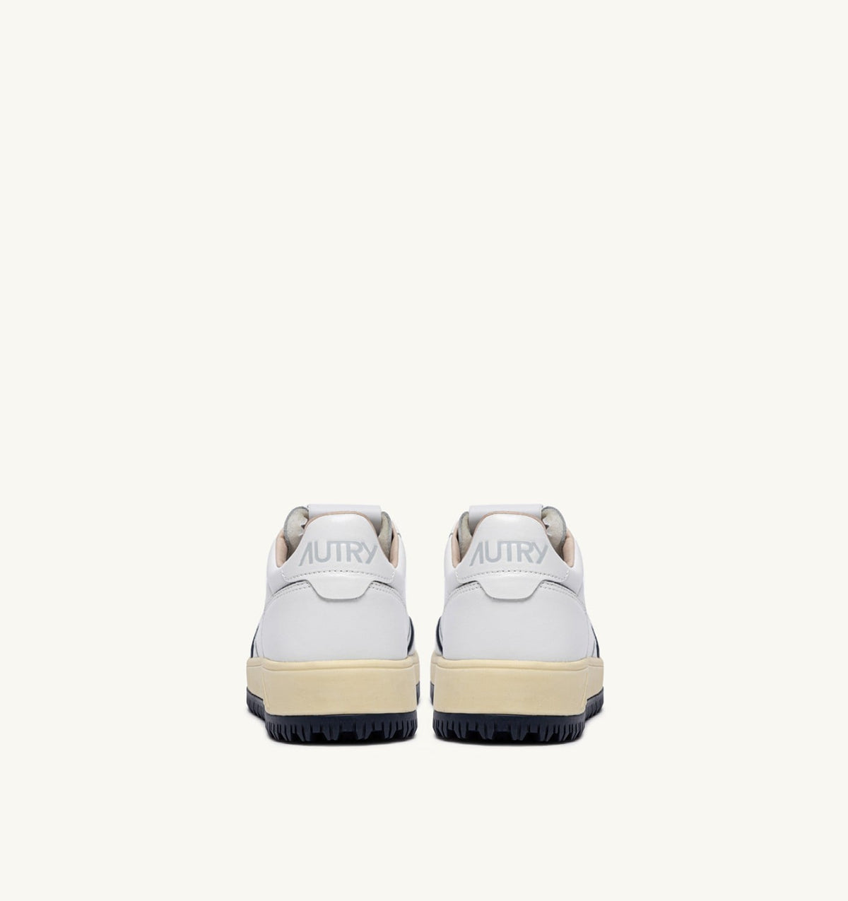 Man GOLF LOW SNEAKERS IN WHITE AND NAVY LEATHER