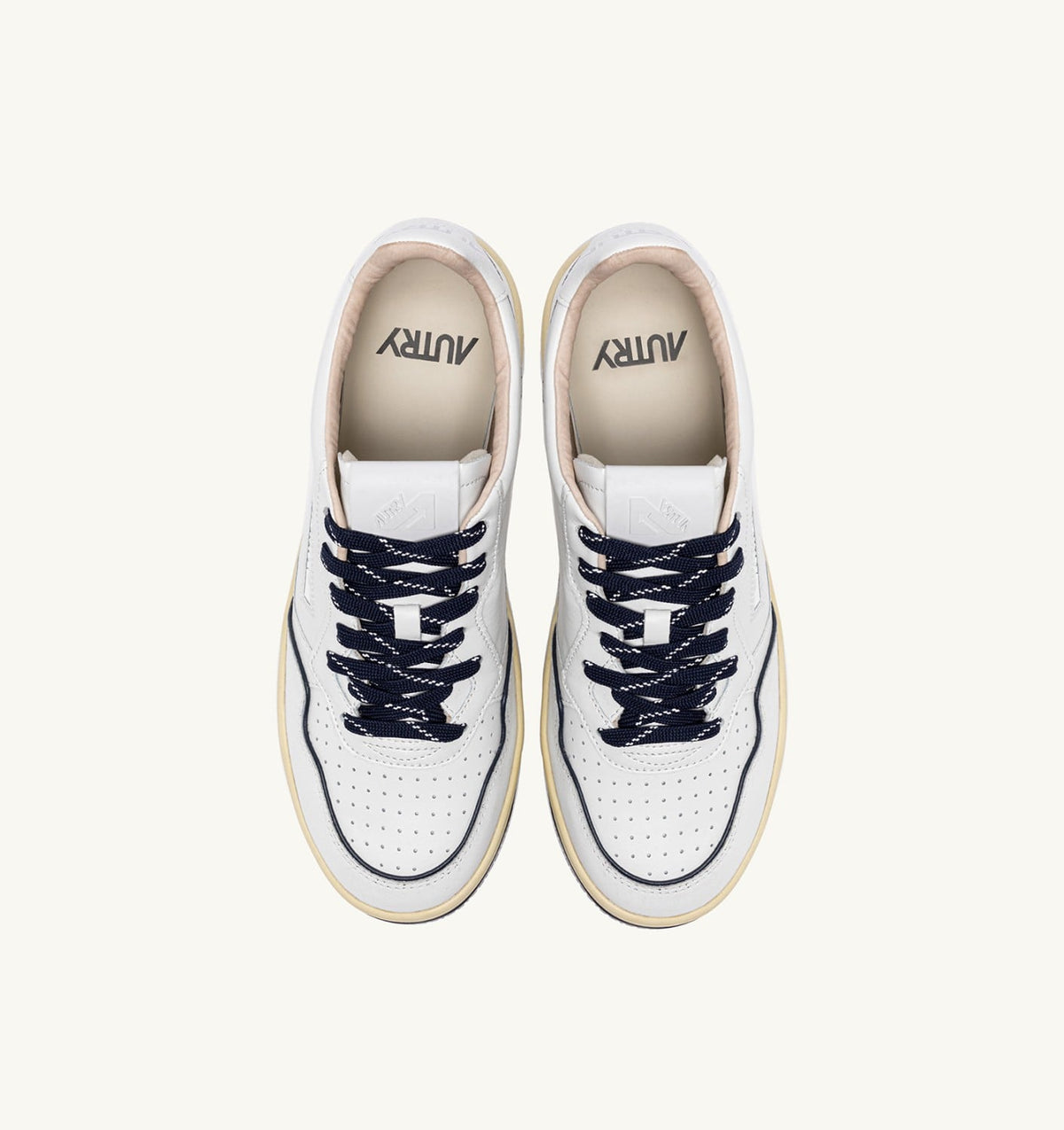 Man GOLF LOW SNEAKERS IN WHITE AND NAVY LEATHER