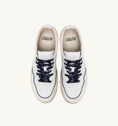 Man GOLF LOW SNEAKERS IN WHITE AND NAVY LEATHER