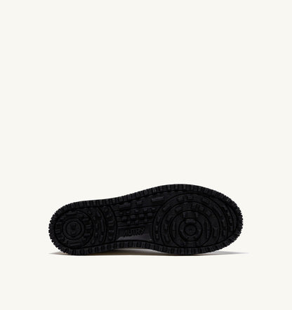 Man GOLF LOW SNEAKERS IN LEATHER COLOR WHITE AND BLACK