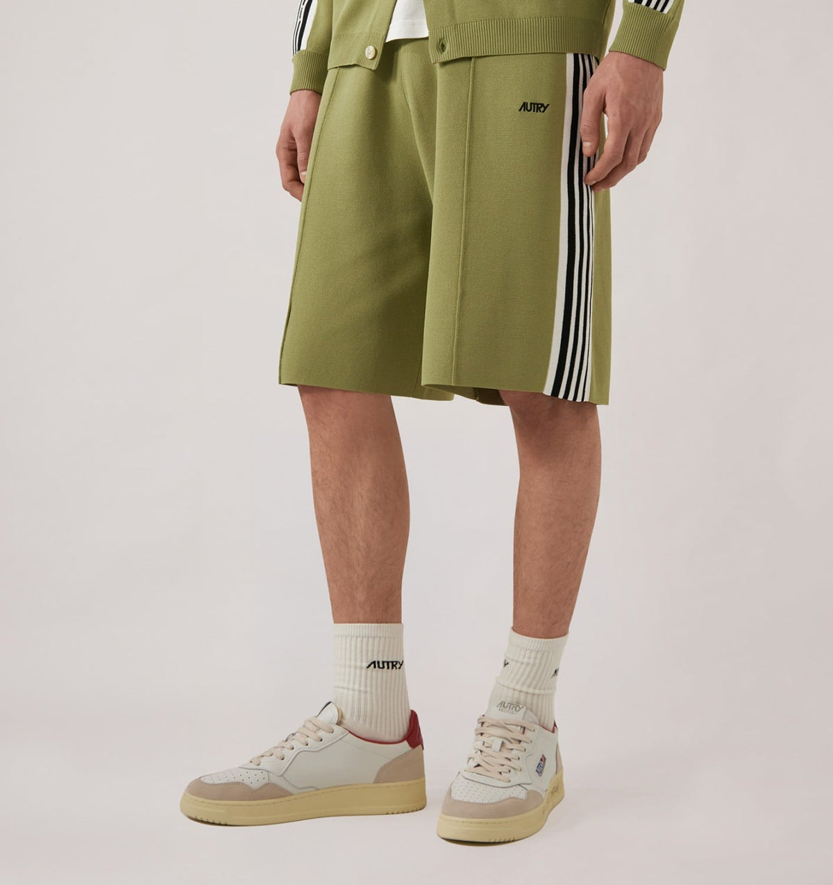 Man KNITTED VISCOSE SHORT MAN