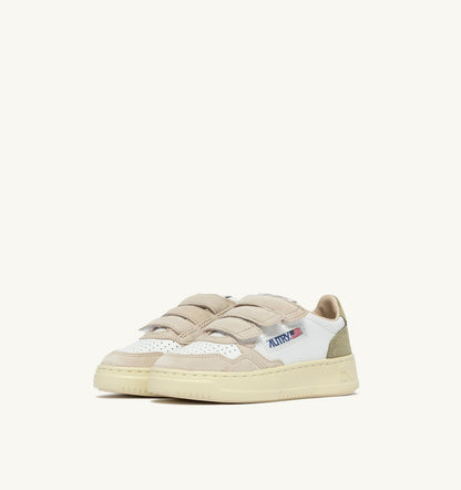 Kid MEDALIST KIDSTRIPES SNEAKERS IN WHITE LEATHER AND GREEN AND SAND SUEDE