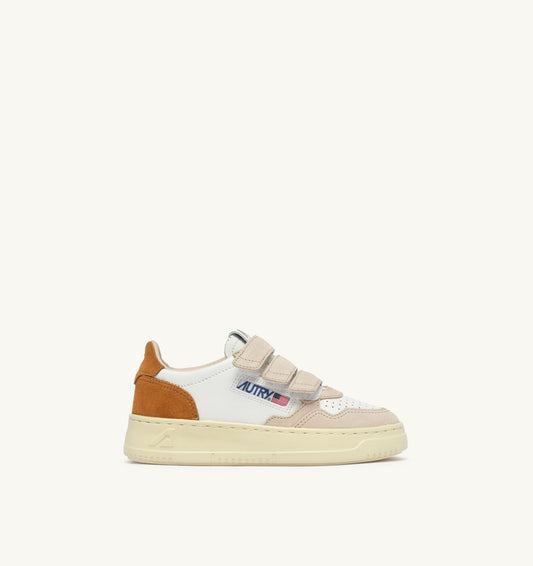 Kid MEDALIST KIDSTRIPES SNEAKERS IN WHITE LEATHER AND BROWN MUSCAT AND SAND SUEDE