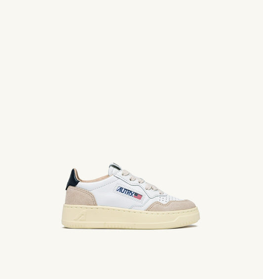 Kid MEDALIST KIDS LOW SNEAKERS IN WHITE AND BLUE SPACE SUEDE