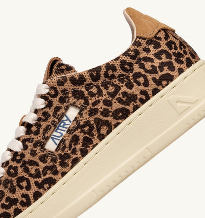 Woman MEDALIST EASEKNIT LOW SNEAKERS IN 'LEOPARD PRINT' BROWN AND BEIGE KNIT