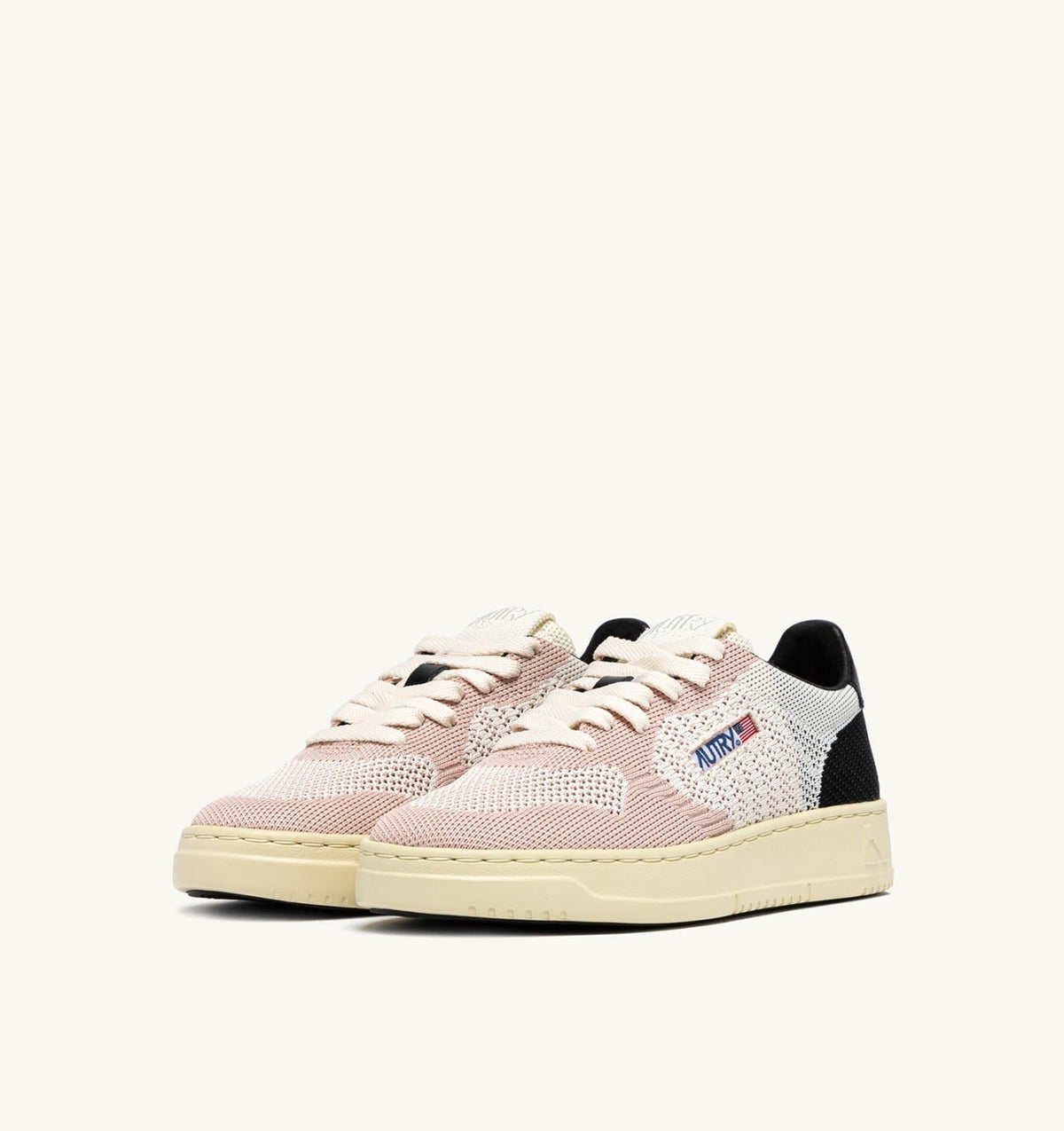 Woman MEDALIST EASEKNIT LOW SNEAKERS IN IVORY WHITE BLACK AND POWDER KNIT