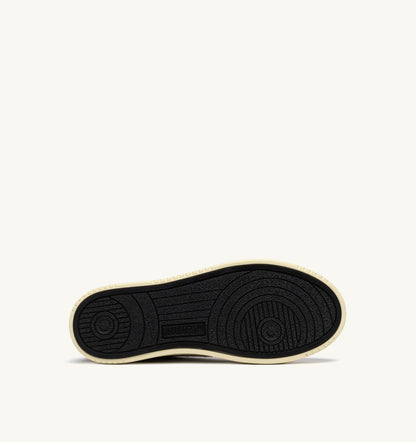 Woman MEDALIST EASEKNIT LOW SNEAKERS IN IVORY WHITE BLACK AND POWDER KNIT