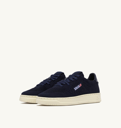 Woman MEDALIST EASEKNIT LOW SNEAKERS IN SPACE BLUE KNIT