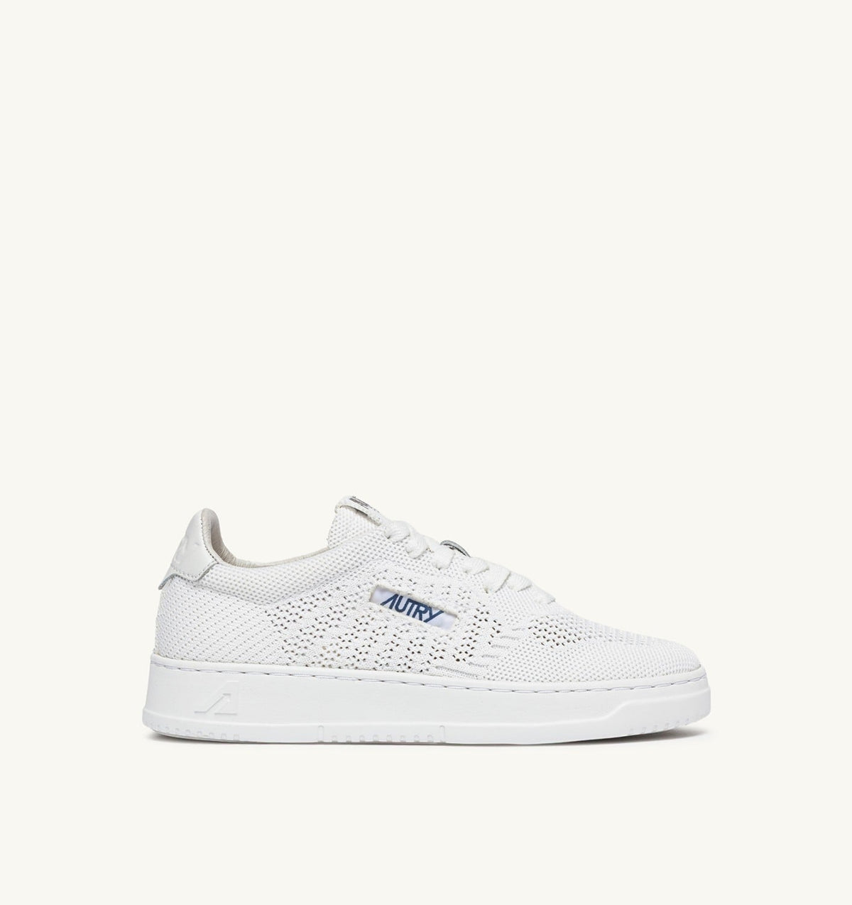 Woman MEDALIST EASEKNIT LOW SNEAKERS IN WHITE KNIT