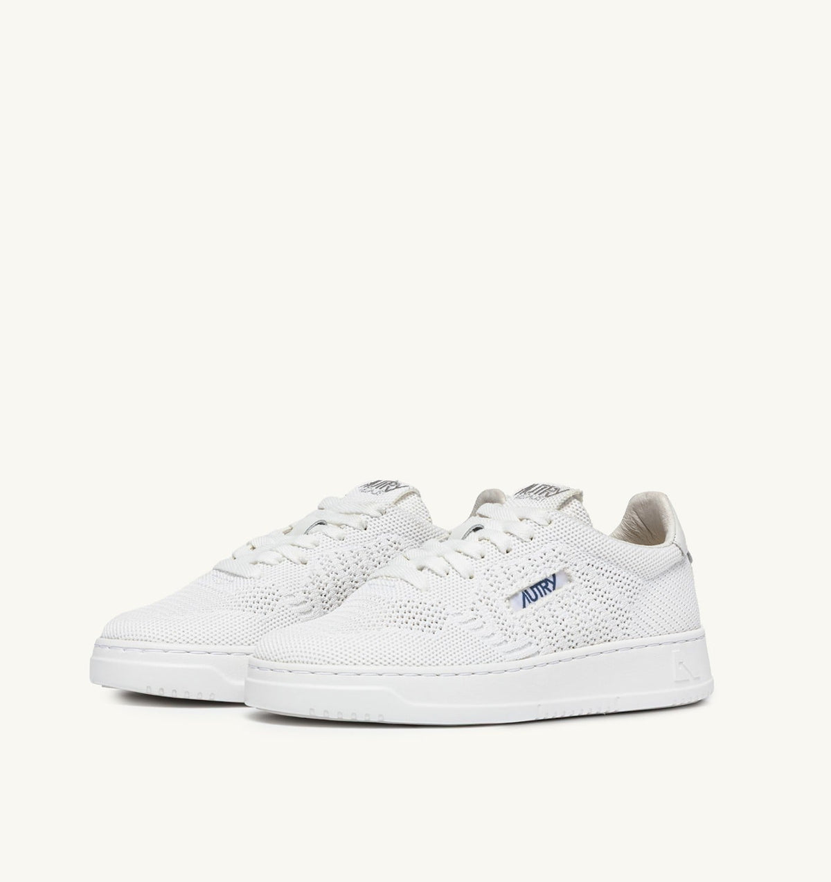 Woman MEDALIST EASEKNIT LOW SNEAKERS IN WHITE KNIT