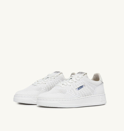 Woman MEDALIST EASEKNIT LOW SNEAKERS IN WHITE KNIT