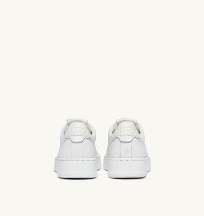 Woman MEDALIST EASEKNIT LOW SNEAKERS IN WHITE KNIT
