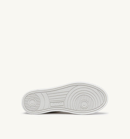 Woman MEDALIST EASEKNIT LOW SNEAKERS IN WHITE KNIT