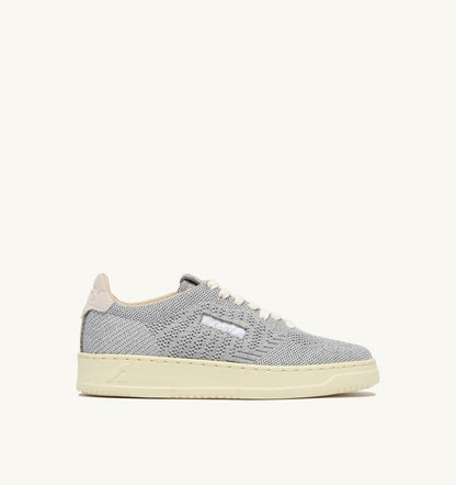 Woman MEDALIST EASEKNIT LOW SNEAKERS IN SILVER-TONE KNIT