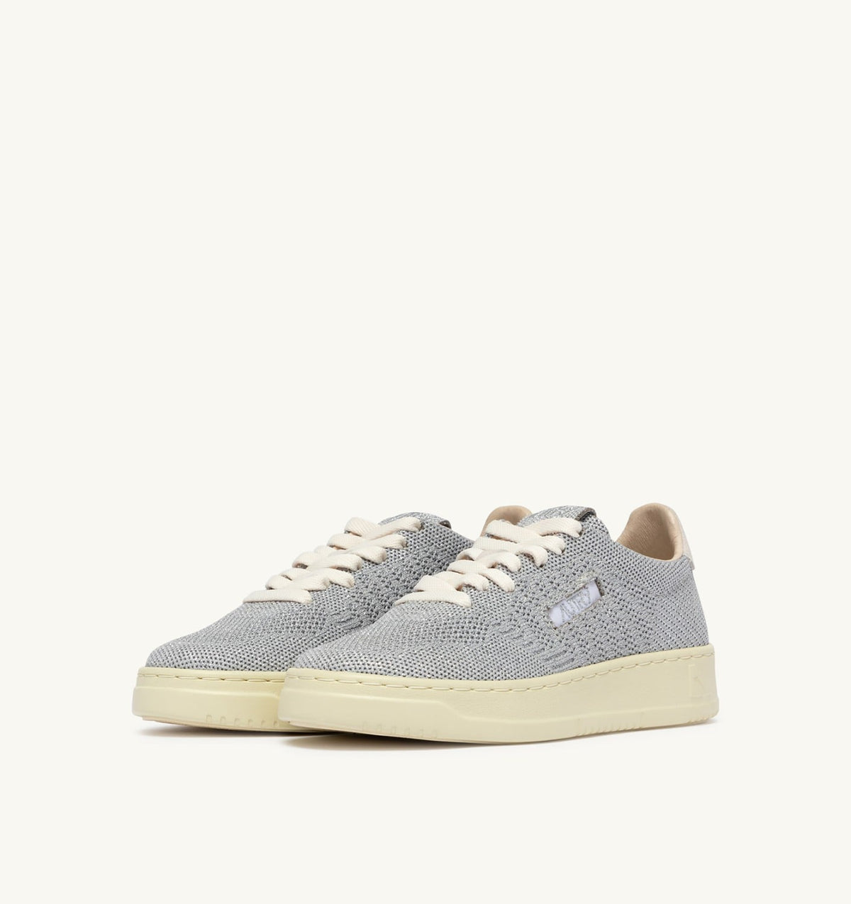 Woman MEDALIST EASEKNIT LOW SNEAKERS IN SILVER-TONE KNIT