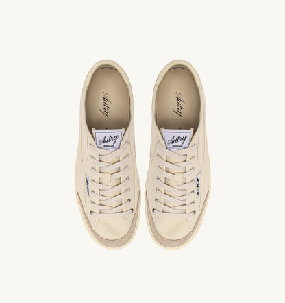 Woman WINDSCAPE LOW SNEAKERS IN CREAM CANVAS
