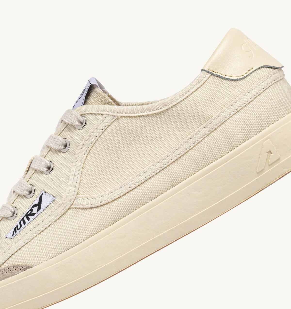 Woman WINDSCAPE LOW SNEAKERS IN CREAM CANVAS
