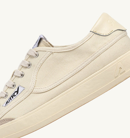 Woman WINDSCAPE LOW SNEAKERS IN CREAM CANVAS