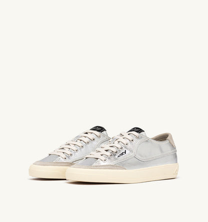 Woman WINDSCAPE LOW SNEAKERS IN SILVER CANVAS