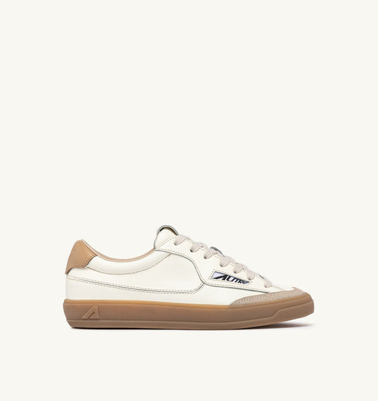 Woman WINDSCAPE LOW SNEAKERS IN MARSHMALLOW AND TAN LEATHER