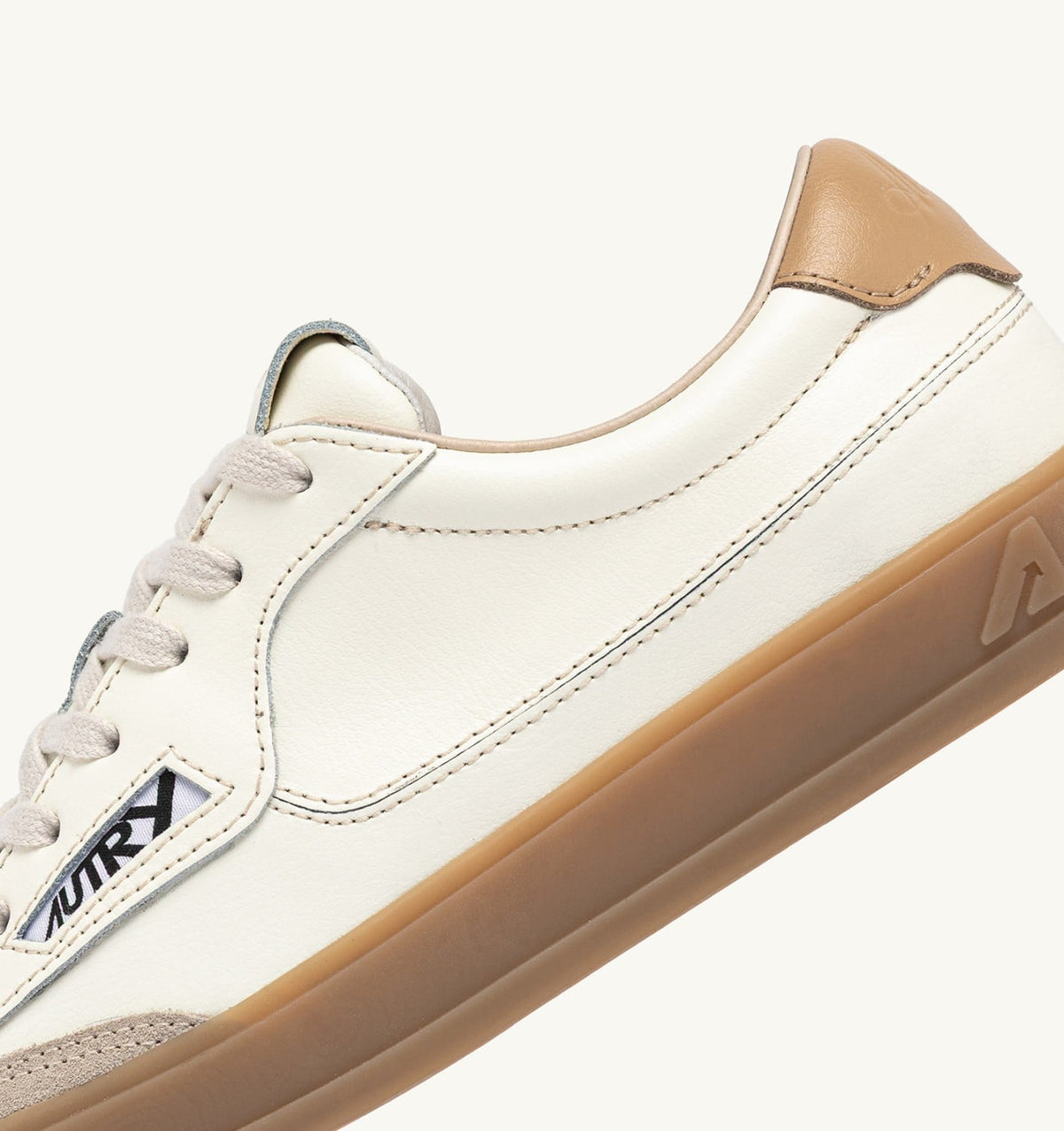 Woman WINDSCAPE LOW SNEAKERS IN MARSHMALLOW AND TAN LEATHER