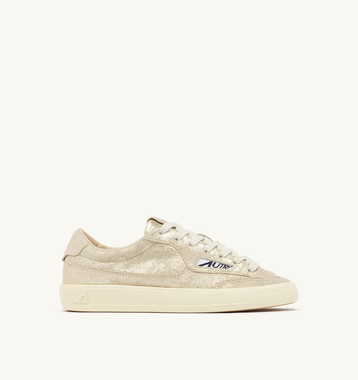 Woman WINDSCAPE LOW SNEAKERS IN PLATINUM AND SAND LAMINATED SUEDE