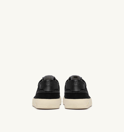 Woman WINDSCAPE LOW SNEAKERS IN BLACK CANVAS