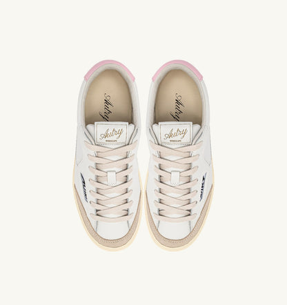 Woman WINDSCAPE LOW SNEAKERS IN WHITE AND FAIRY TALE LEATHER