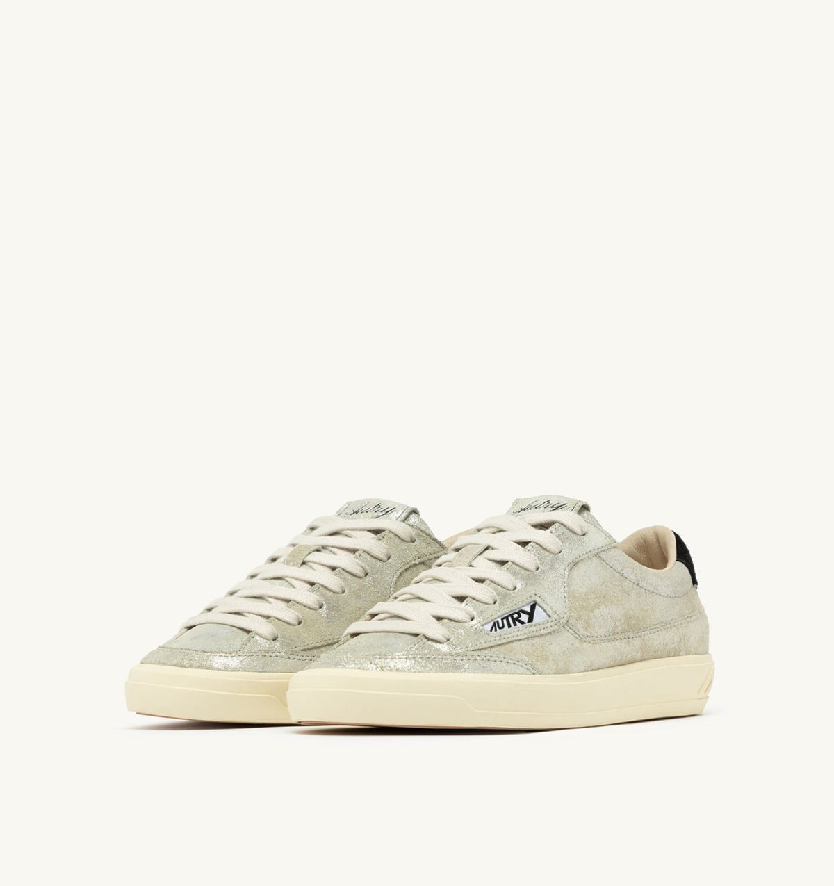 Woman WINDSCAPE LOW SNEAKERS IN SILVER AND BLACK LAMINATED SUEDE