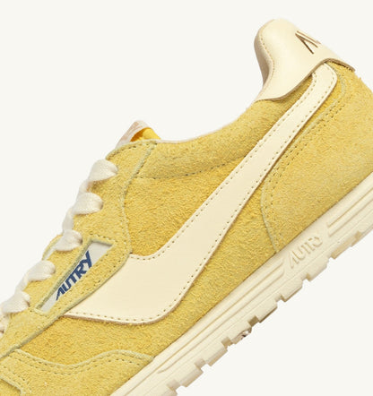 Woman WINDSPIN SNEAKERS IN MIMOSA AND RUTABAGA SUEDE AND LEATHER