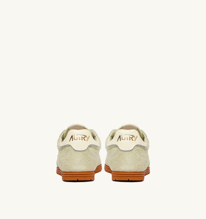Woman SNEAKERS WINDSPIN IN BUTTER WHITE SUEDE