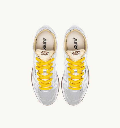 Woman WINDSPIN SILVER MIRRORED SNEAKERS