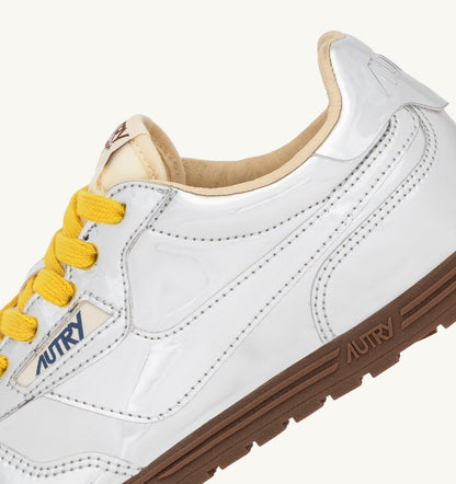 Woman WINDSPIN SILVER MIRRORED SNEAKERS