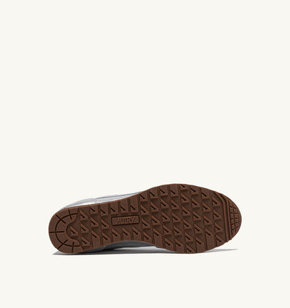 Woman WINDSPIN SNEAKERS IN SILVER TONE LAMINATED LEATHER