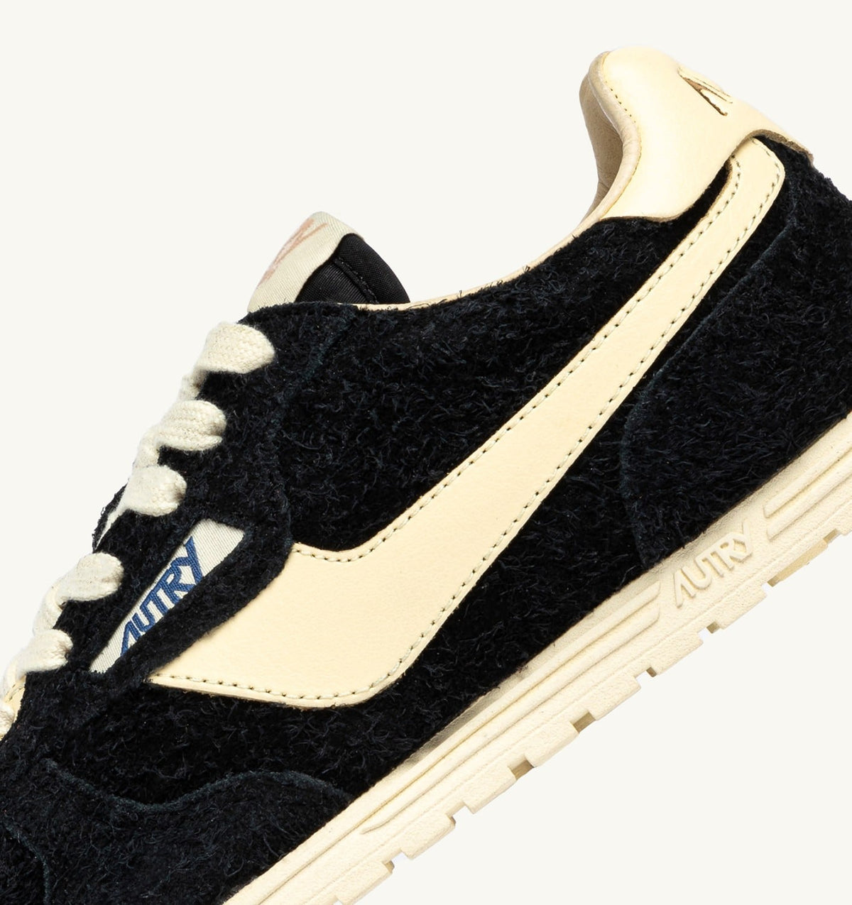 Woman WINDSPIN SNEAKERS IN BLACK AND RUTABAGA SUEDE AND LEATHER