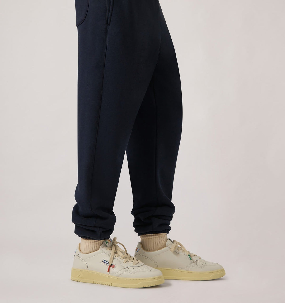 Man MEDALIST LOW SNEAKERS IN WHITE LEATHER