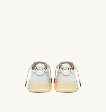 Man MEDALIST LOW SNEAKERS IN WHITE LEATHER