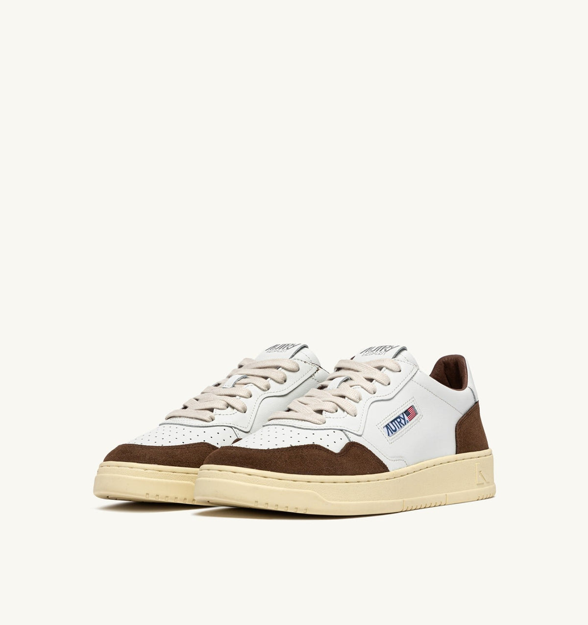 Man MEDALIST LOW SNEAKERS IN WHITE LEATHER AND TUNDRA SUEDE