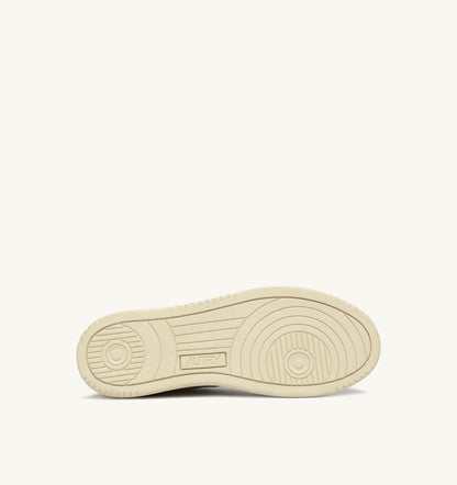 Man MEDALIST LOW SNEAKERS IN WHITE AND BLACK SUEDE AND LEATHER WITH LETTERING