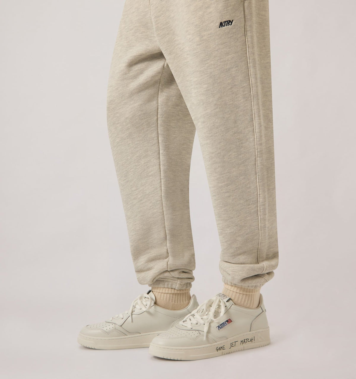Man MEDALIST LOW SNEAKERS IN WHITE LEATHER WITH LETTERING