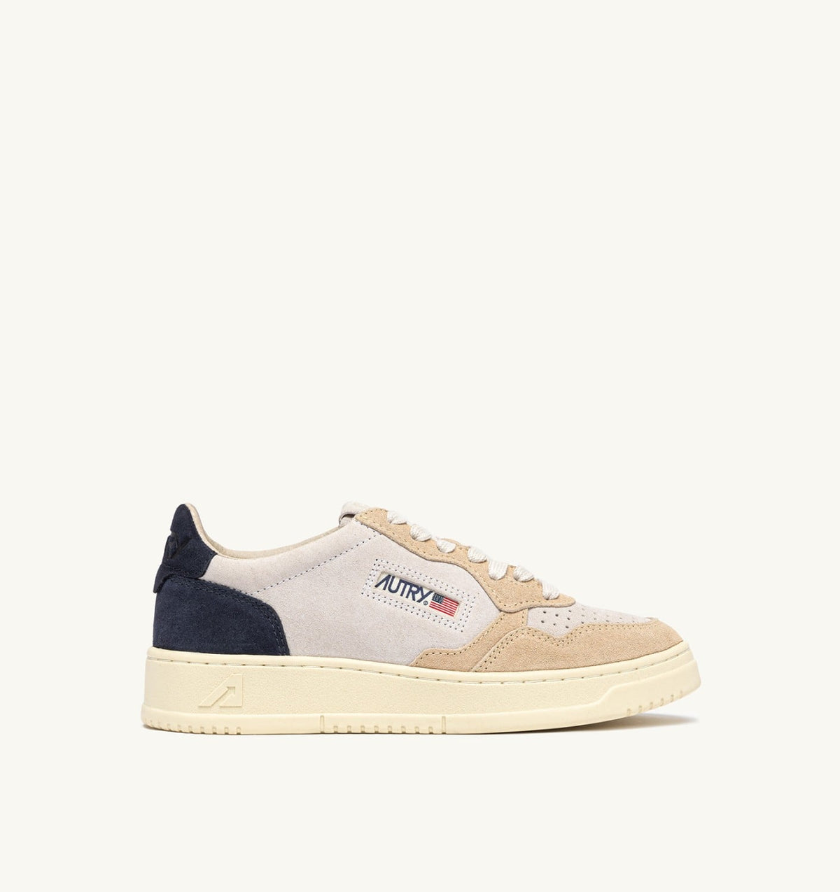Man MEDALIST LOW TRICOLOR SNEAKERS IN SUEDE COLOR WHITE SAND AND BLUE SPACE