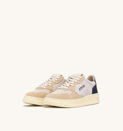 Man MEDALIST LOW TRICOLOR SNEAKERS IN SUEDE COLOR WHITE SAND AND BLUE SPACE